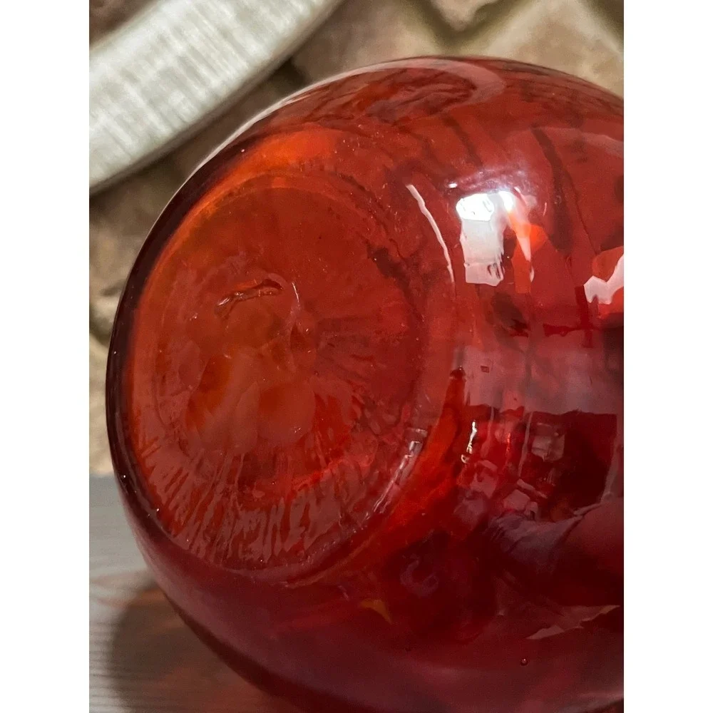 Vintage Red Hand Blown Vase Curved Neck Bulb shaped base . 11